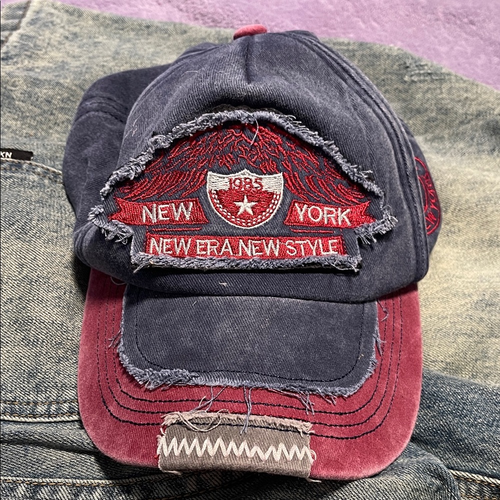New Era New Style Distressed Two-Tone New York Baseball Cap - Navy & Maroon